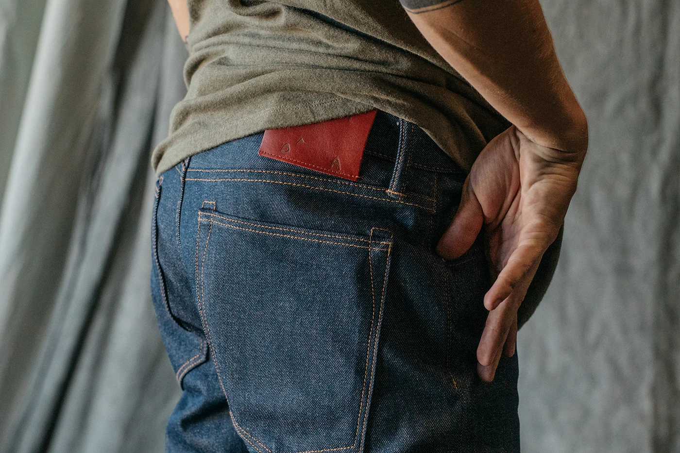 The Hammer Straight Natural Slub Indigo - Raw 12.5oz Selvedge - Image 4